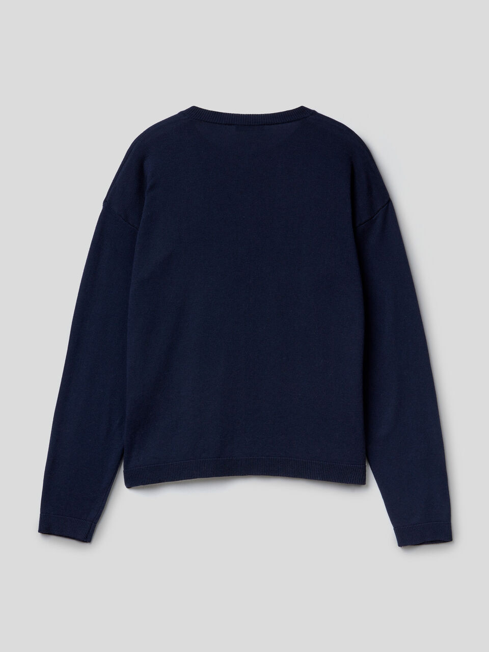 Crew neck cardigan with buttons image number 2