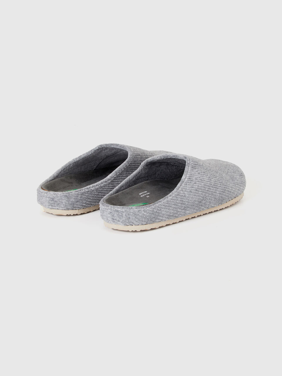 SLIPPERS image number 2