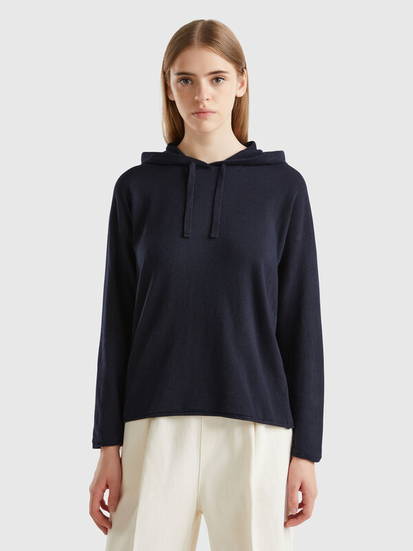 Dark blue sweater in cashmere blend with hood Women