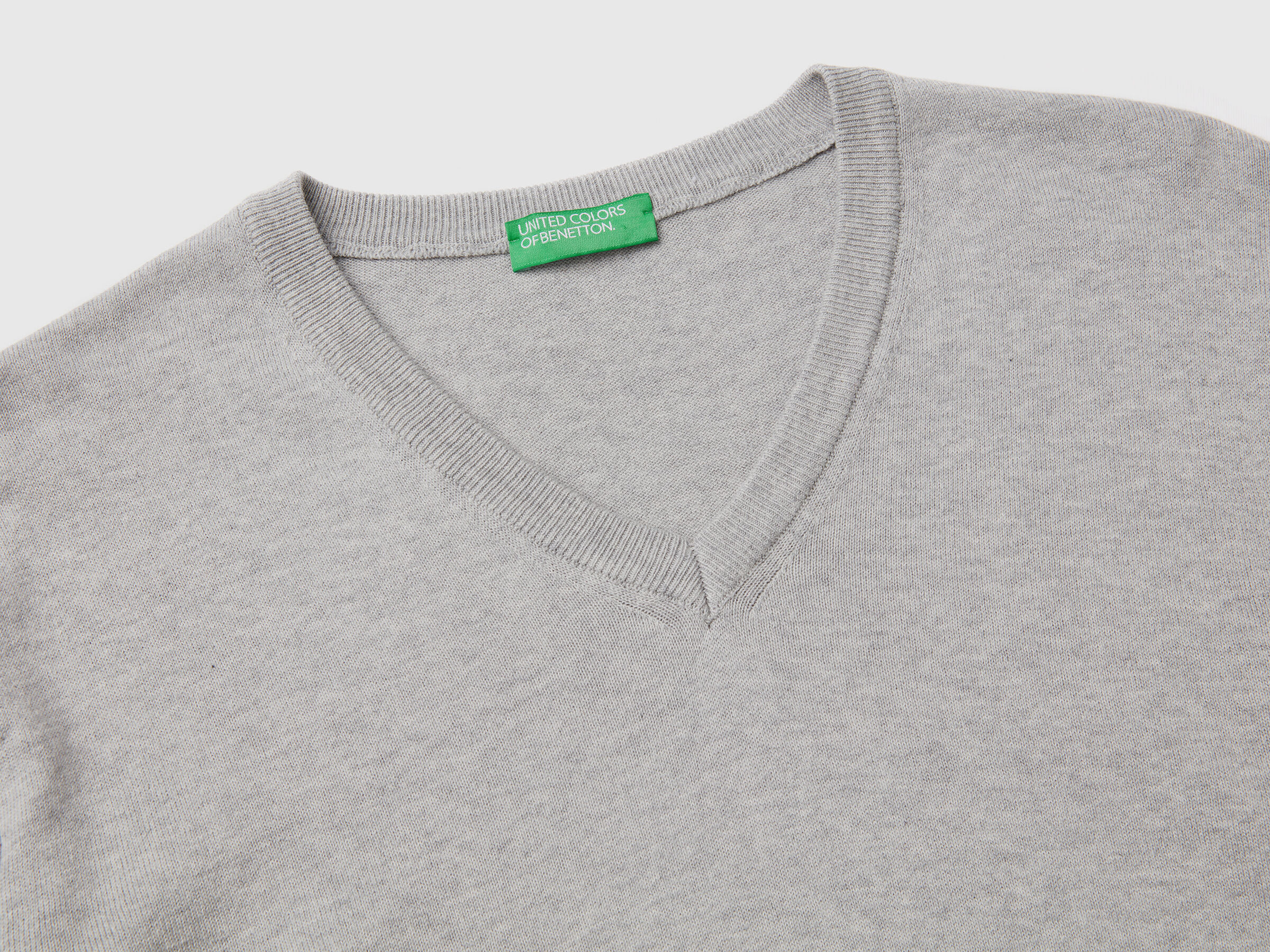 V-neck sweater in pure cotton image number 6
