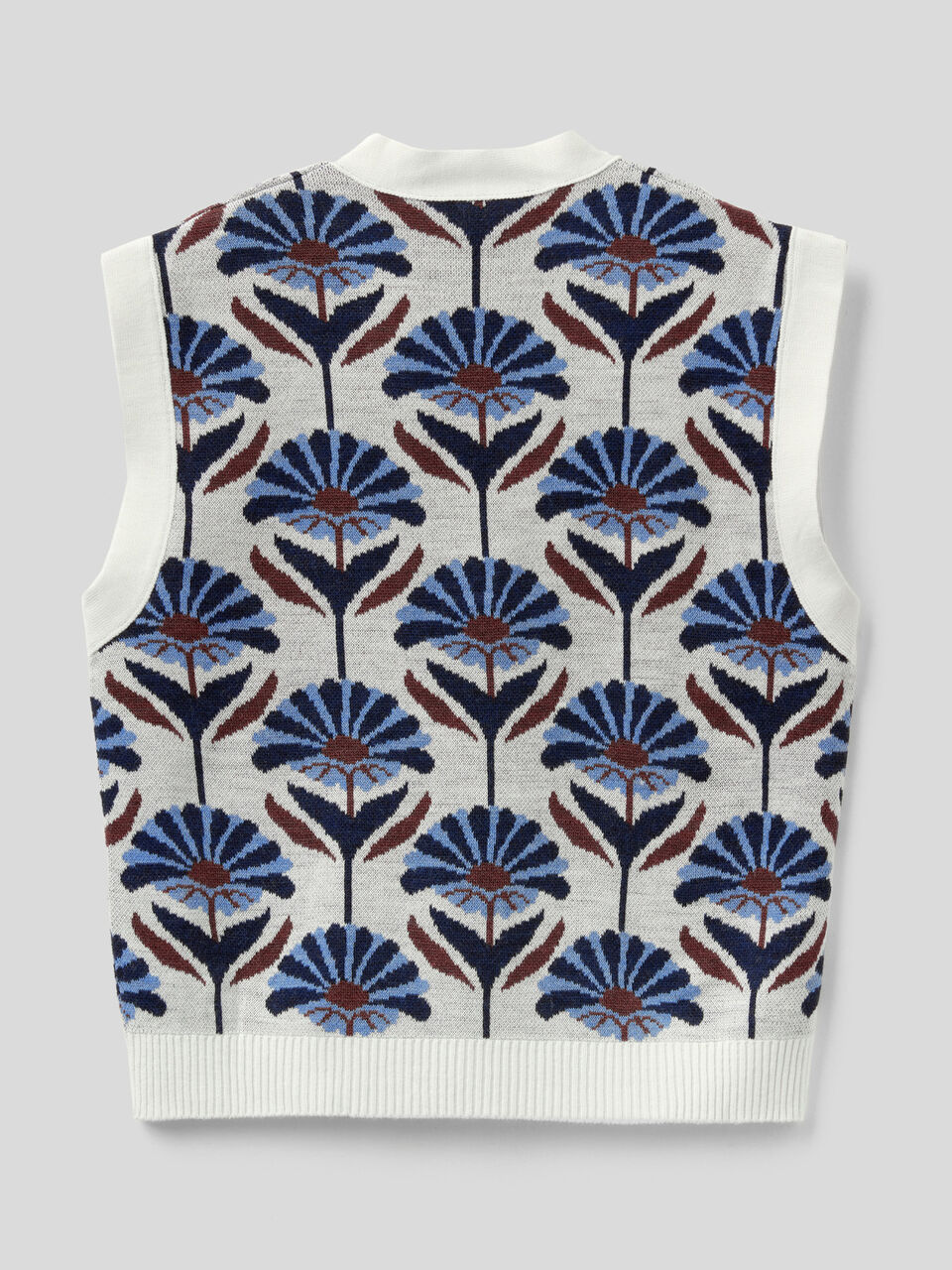 V-neck jacquard vest image number 2