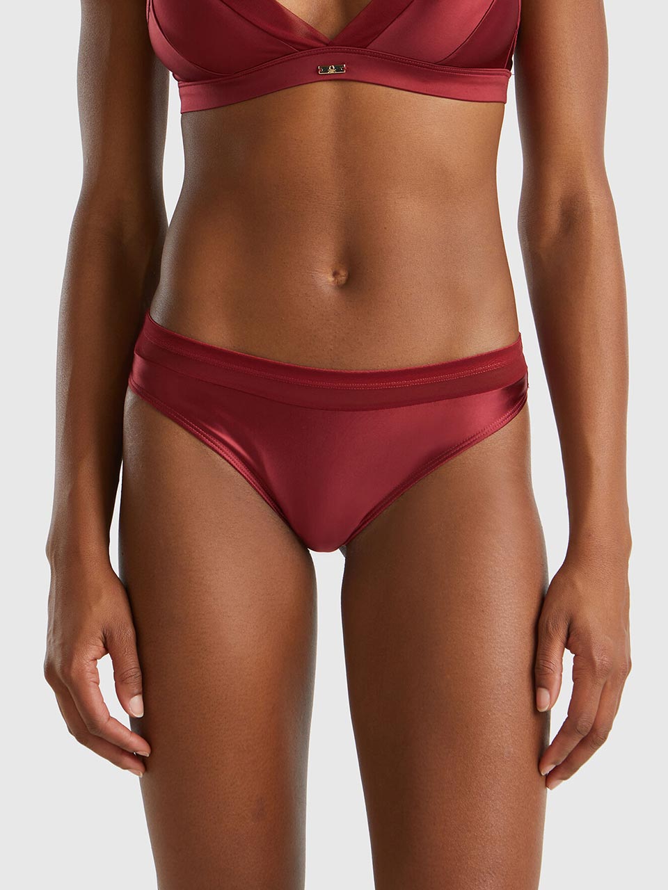 Brazilian briefs in shiny fabric