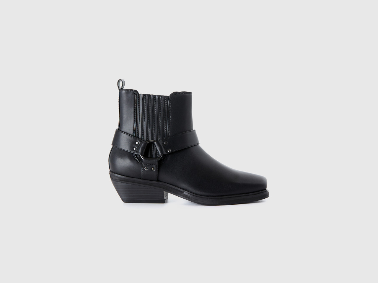 Benetton boots online discount