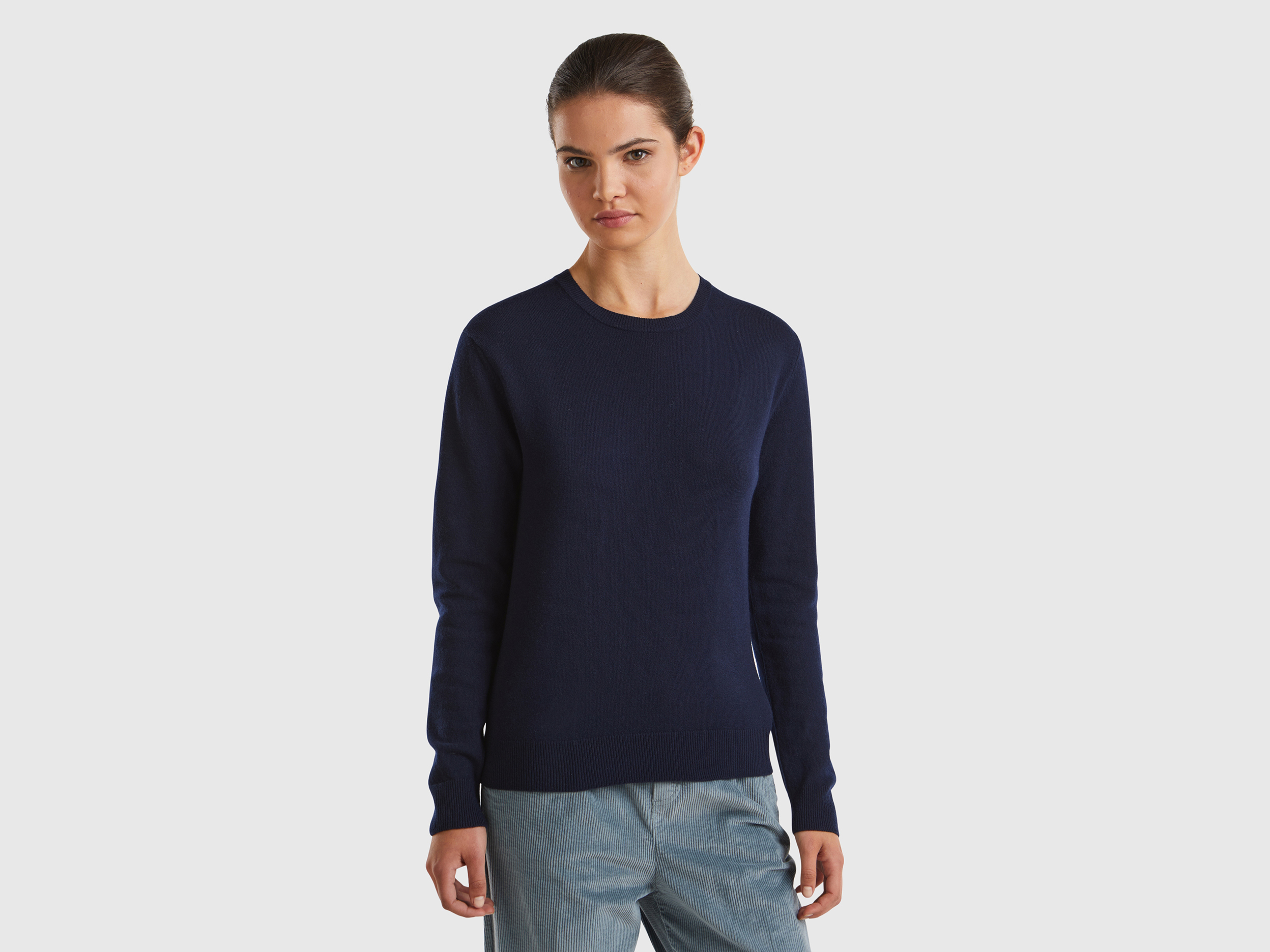 Dark blue crew neck sweater deals